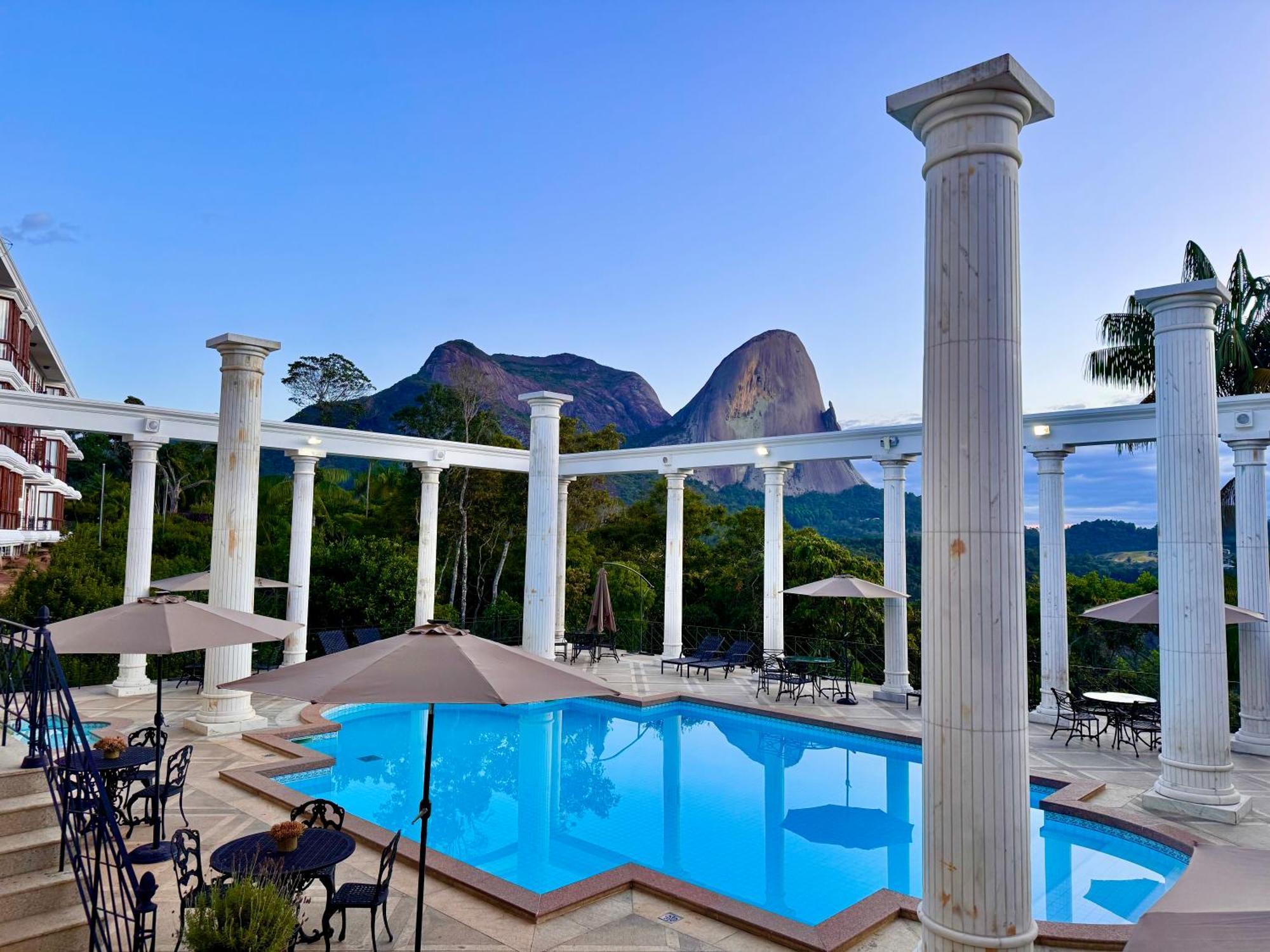 Aroso Paco Hotel Pedra Azul  Exteriér fotografie The Sugarloaf Mountain